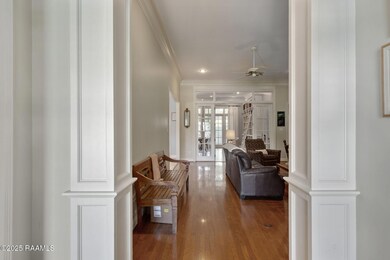 3-web-or-mls-807 S Michot Rd-3