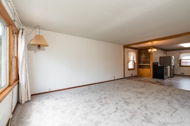 1818 E Ave D-5