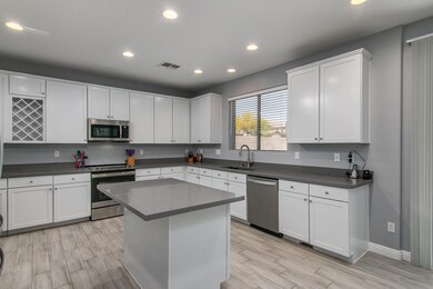 5) KITCHEN