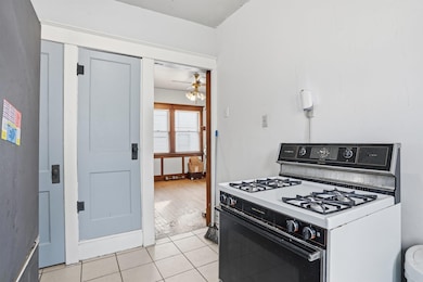 1036 Columbia St, Waterloo, IA 50703 - photo 5