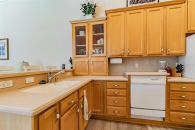 35841 Midden Path, Zephyrhills, FL 33541 - photo 5