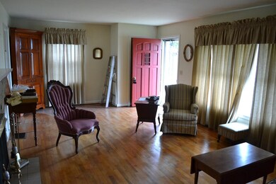 769 Maple Ave, Harrodsburg, KY 40330 - photo 6