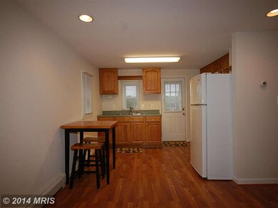 1301 Birch Ave, Halethorpe, MD 21227 - photo 7