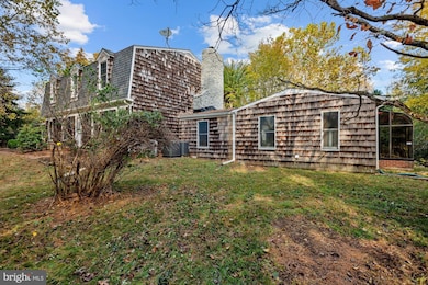 5753 Georgetown Rd, Broad Run, VA 20137 - photo 3