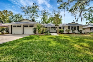 1614 Wavecrest Ln, Houston, TX 77062 - photo 2