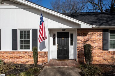 512 Brooks Rd, Mauldin, SC 29662 - photo 2