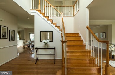 1310 Stable Farm Ct, Reston, VA 20194 - photo 2