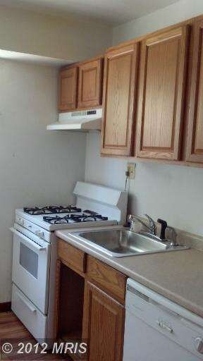210 43rd Rd NE unit 101, Washington, DC 20019 - photo 2