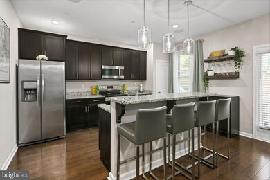 418 Woodcrest Dr SE unit 418A, Washington, DC 20032 - photo 2