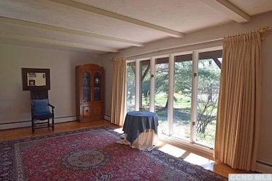 54 Cedar Ln, Rhinebeck, NY 12572 - photo 3