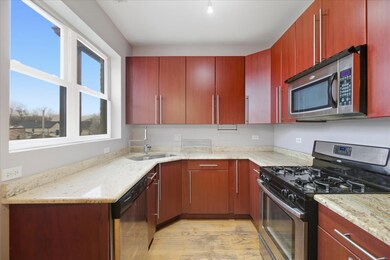1951 N Monticello Ave unit 2, Chicago, IL 60647 - photo 5