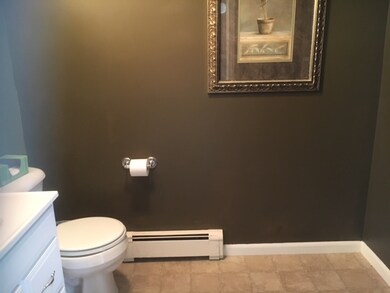 75 Indian Rock Rd, MerriMacK, NH 03054 - photo 7