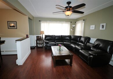 129 Spruce St, Berlin, NH 03570 - photo 4