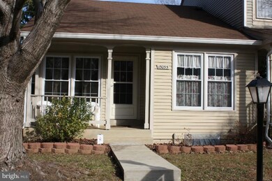 15055 Maple Glen Ct, Dumfries, VA 22025 - photo 5