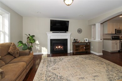 53 Kennedy Ct, Cumberland, RI 02864 - photo 6