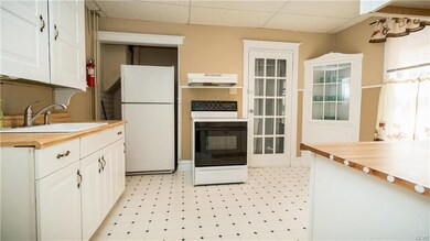 827 Wall St, Allentown, PA 18109 - photo 6