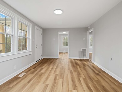 305 Lee McAbee Rd, Boiling Springs, SC 29316 - photo 4