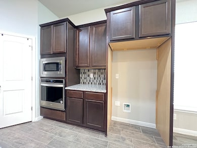 3210 Genting, New Braunfels, TX 78130 - photo 7