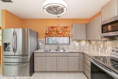 updated kitchen w/granite countertops