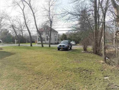 77 Sherwood Ave, Rensselaer, NY 12144 - photo 4