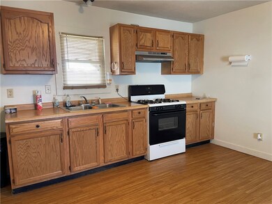 1201 Dakota Ave, Mattoon, IL 61938 - photo 5