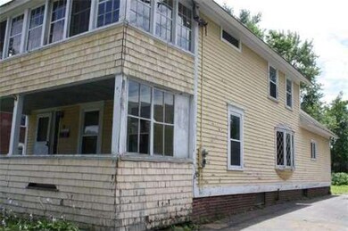 11 Depot St, Turners Falls, MA 01376 - photo 4