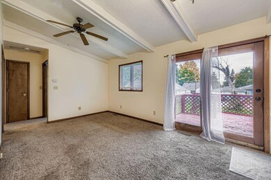 1330 4th St E, Saint Paul, MN 55106 - photo 4