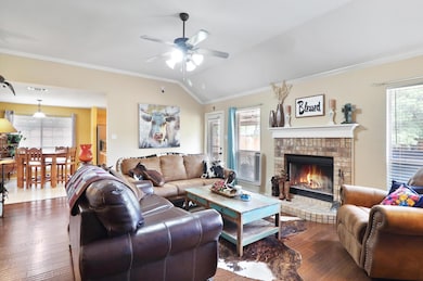 1809 Laura St, Weatherford, TX 76086 - photo 5