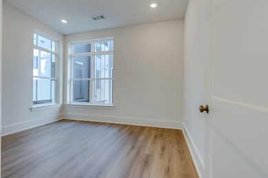 110D Myrtle St unit D, Nashville, TN 37206 - photo 3