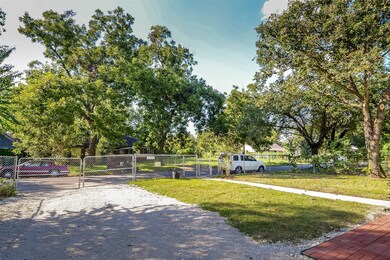 6637 Burkett St, Houston, TX 77021 - photo 5