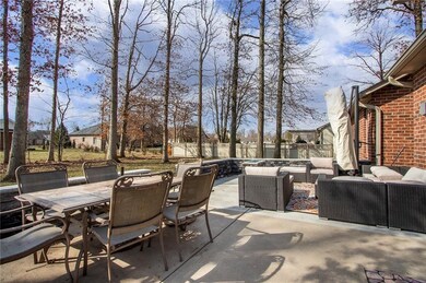 375 Woodside Ct, Batesville, IN 47006 - photo 5