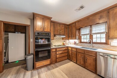 220 Deer Run Dr, Prattville, AL 36067 - photo 5