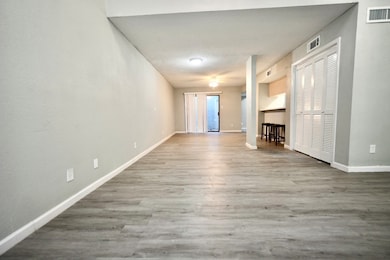 3200 S Gessner Rd unit 204, Houston, TX 77063 - photo 3