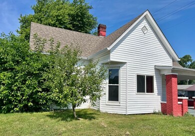112 N Walnut St, Edinburgh, IN 46124 - photo 2