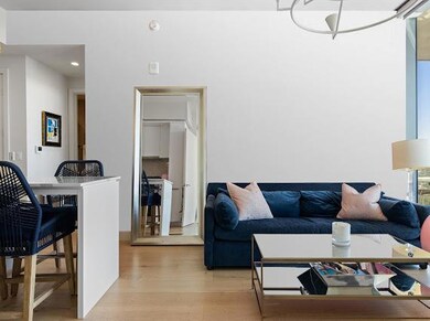 Living room without wallpaper