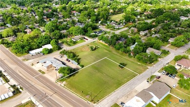 1818 N 3rd St, Temple, TX 76501 - photo 3