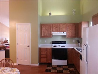 1079 Sunmeadow Cir, Franklin, IN 46131 - photo 5