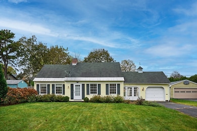 10 Tulip Ln, Greenfield, MA 01301 - photo 2