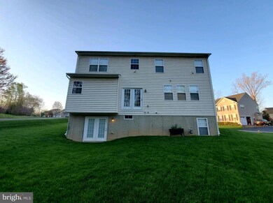 23662 Dusky Meadow Way, California, MD 20619 - photo 3