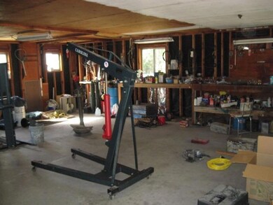 174 Fish Hatchery Rd, Grants Pass, OR 97527 - photo 5