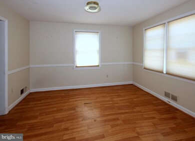 2213 Jameson St, Temple Hills, MD 20748 - photo 6