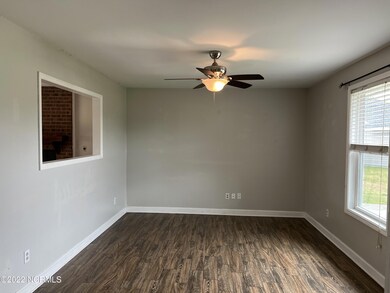 429 Palmetto Ct, Jacksonville, NC 28546 - photo 4