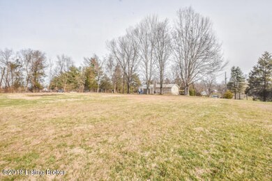 8598 Roth Rd, Louisville, KY 40219 - photo 5