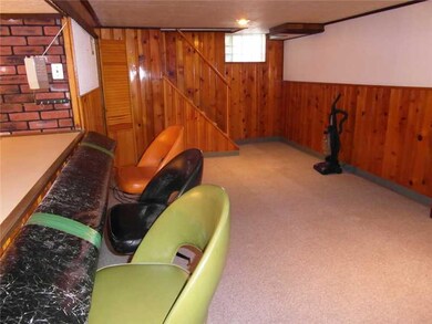 Basement/Game Room.