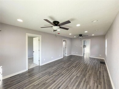 2308 Capitol Ave, Des Moines, IA 50317 - photo 6