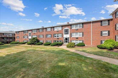8 Tara Dr unit 1, Weymouth, MA 02188 - photo 2