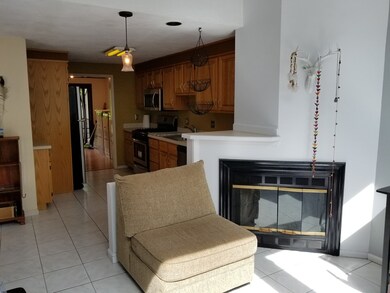 11 Iris Way unit 5, Haverhill, MA 01830 - photo 3