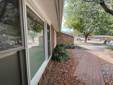 7 McDonald Ct, Champaign, IL 61821 - photo 3