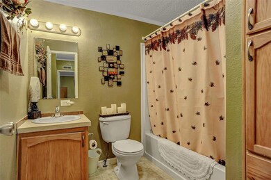 1303 Ham Bates Rd, Whitesboro, TX 76273 - photo 2