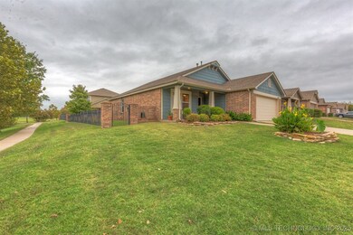 2204 E Elmira St, Broken Arrow, OK 74012 - photo 4